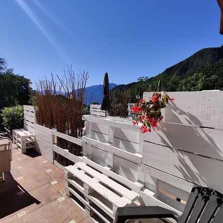 Garnì Al Laghet Hotell Tenno Exteriör bild