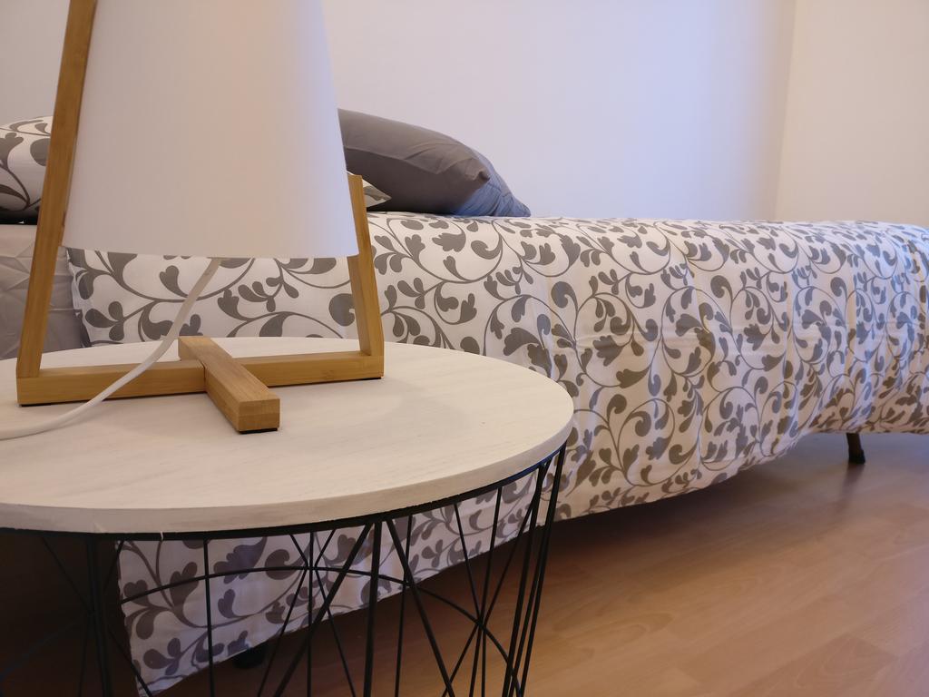 Garnì Al Laghet Hotell Tenno Exteriör bild