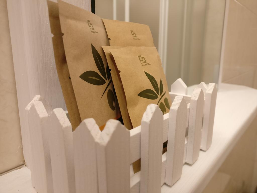 Garnì Al Laghet Hotell Tenno Exteriör bild